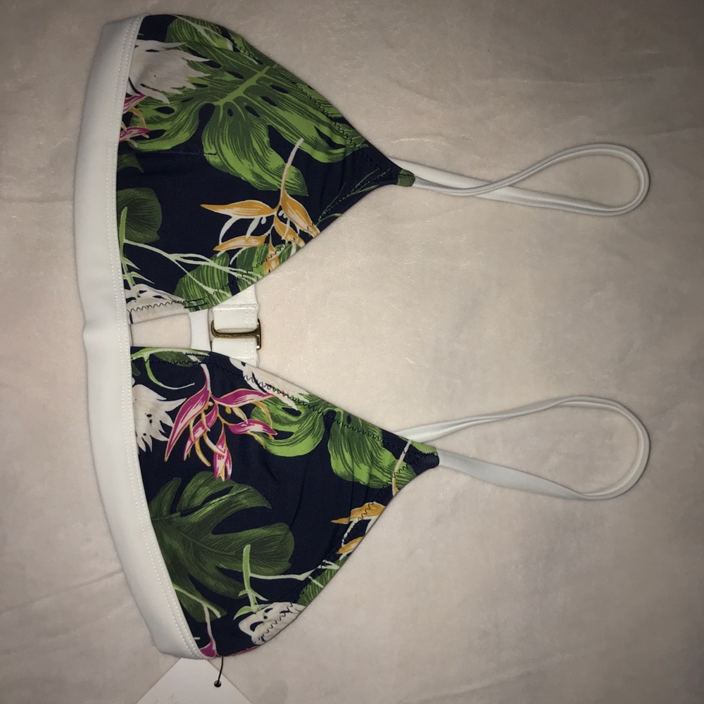 Bikini top